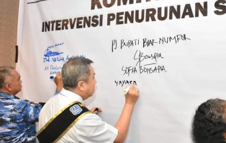 Anak stunting butuh bantuan makanan sehat bergizi