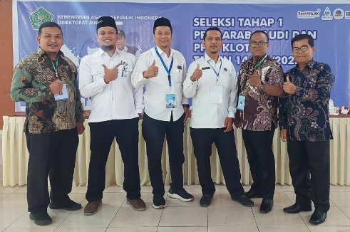 Kakanwil Kemenagsu pastikan proses rekrutmen PPIH transparan dan bebas KKN Kakanwil Kemenagsu pastikan proses rekrutmen PPIH transparan dan bebas KKN