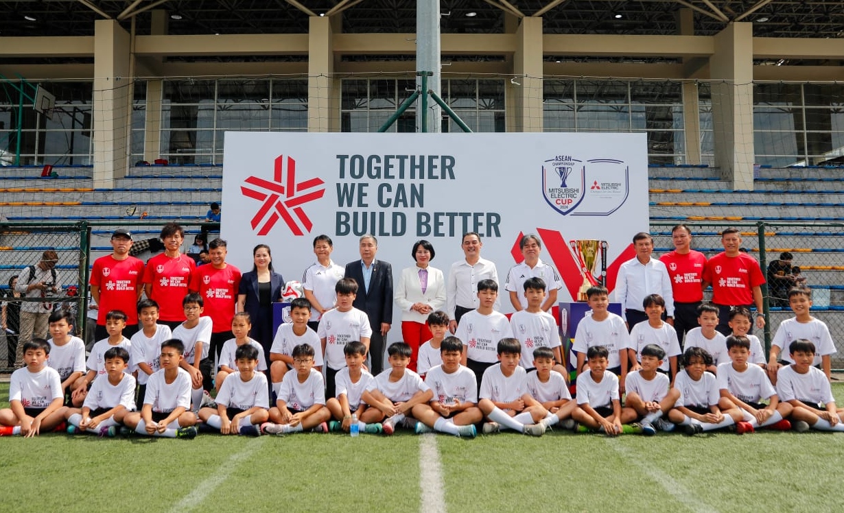 ASEAN Mitsubishi Electric Cup 2024 Trophy Tour ke Jakarta, hadirkan Shin Tae-yong dan Ryuji Utomo