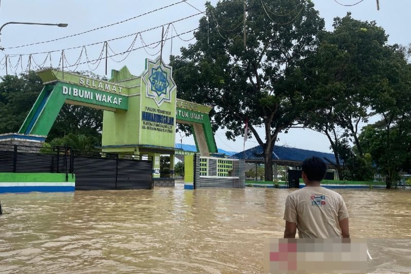Pusdalops PB Sumut catat 55.270 warga terdampak banjir di Deli Serdang Pusdalops PB Sumut catat 55.270 warga terdampak banjir di Deli Serdang