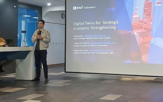 Esri Indonesia perkenalkan teknologi geospasial ArcGIS di berbagai kota dan provinsi Esri Indonesia perkenalkan teknologi geospasial ArcGIS di berbagai kota dan provinsi