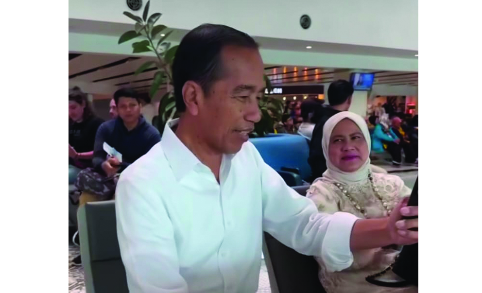 Jokowi dan Ibu Iriana terbang ke Jakarta tengok cucu Jokowi dan Ibu Iriana terbang ke Jakarta tengok cucu