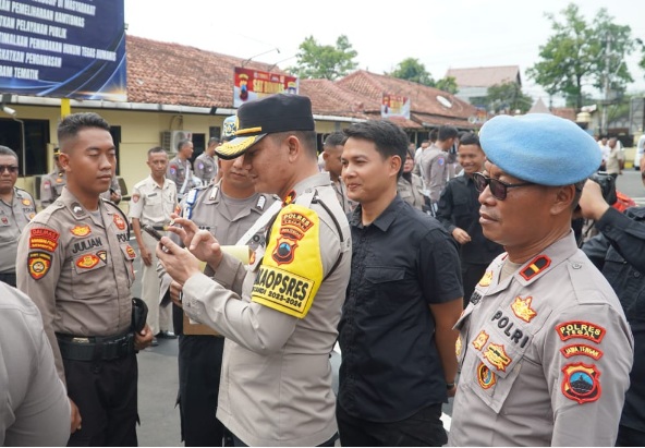 Cegah judi online, Polres Tegal razia mendadak gawai personel Cegah judi online, Polres Tegal razia mendadak gawai personel