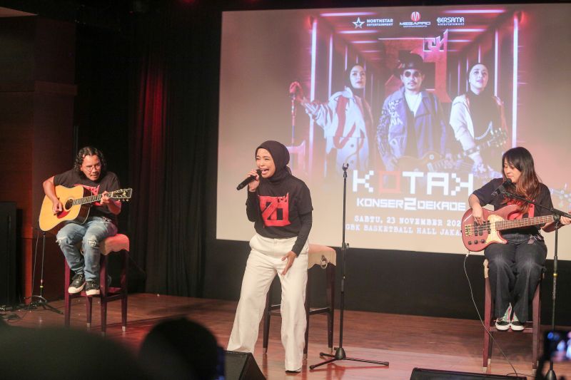 Kotak rayakan perjalanan 20 tahun lewat konser dua dekade Kotak rayakan perjalanan 20 tahun lewat konser dua dekade