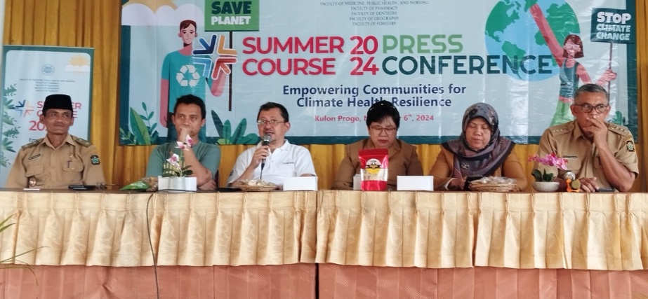 Mahasiswa Belanda, Italia, Malaysia dan Indonesia ikuti Summer Course FK-KMK UGM 2024 Mahasiswa Belanda, Italia, Malaysia dan Indonesia ikuti Summer Course FK-KMK UGM 2024