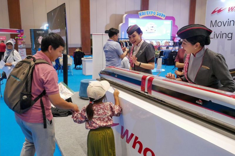 KCIC berikan diskon Whoosh hingga 25 persen di KAI Expo 2024 KCIC berikan diskon Whoosh hingga 25 persen di KAI Expo 2024
