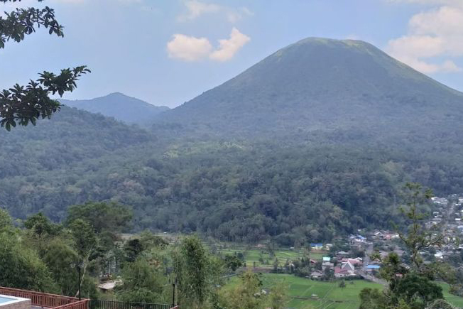 Badan Geologi: Radius bahaya Gunung Lokon jadi tiga kilometer Badan Geologi: Radius bahaya Gunung Lokon jadi tiga kilometer