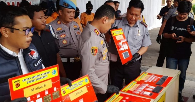 Polres Indramayu ungkap oknum pegawai lapas terlibat peredaran sabu Polres Indramayu ungkap oknum pegawai lapas terlibat peredaran sabu