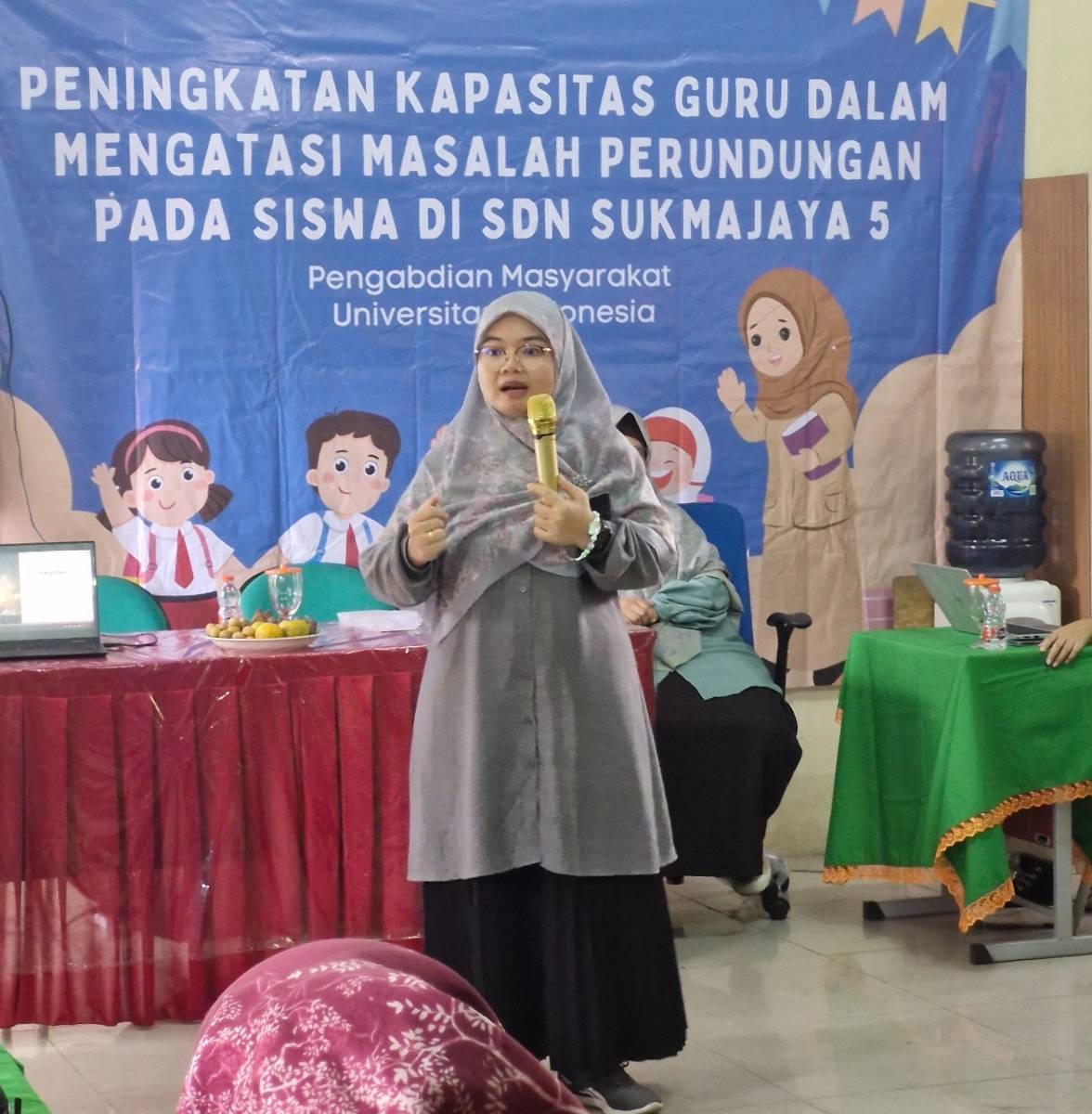 Pelatihan komunikasi efektif dan empati pada guru dalam mengatasi masalah perundungan