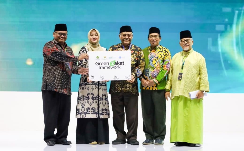 BAZNAS RI dan BSI luncurkan Green Zakat Framework BAZNAS RI dan BSI luncurkan Green Zakat Framework