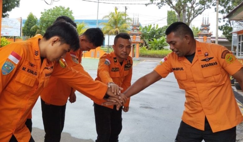 Basarnas cari korban hilang tertimpa longsor di Bengkulu Utara Basarnas cari korban hilang tertimpa longsor di Bengkulu Utara