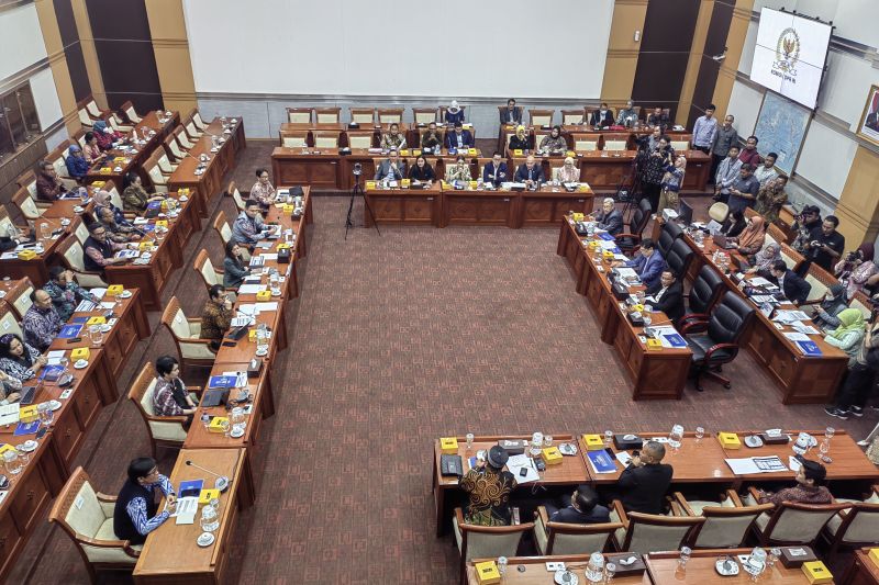 Kemenkomdigi dukung Pilkada damai lewat pengamanan ruang digital Kemenkomdigi dukung Pilkada damai lewat pengamanan ruang digital