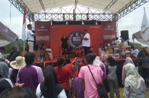 Genjot sosialisasi Pilkada 2024, KPU Kabupaten Semarang gelar jalan sehat Genjot sosialisasi Pilkada 2024, KPU Kabupaten Semarang gelar jalan sehatÂ