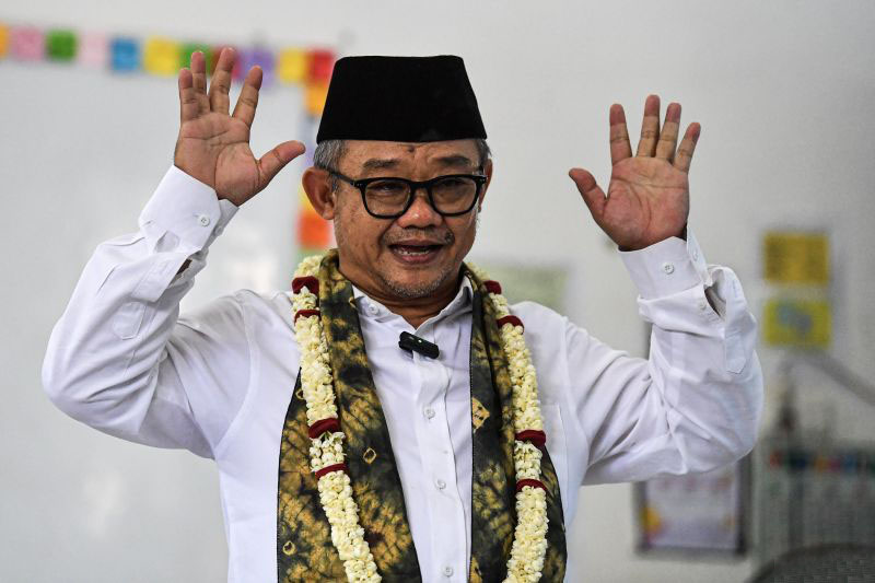 Mendikdasmen: Peran guru honorer masih kita perlukan Mendikdasmen: Peran guru honorer masih kita perlukan