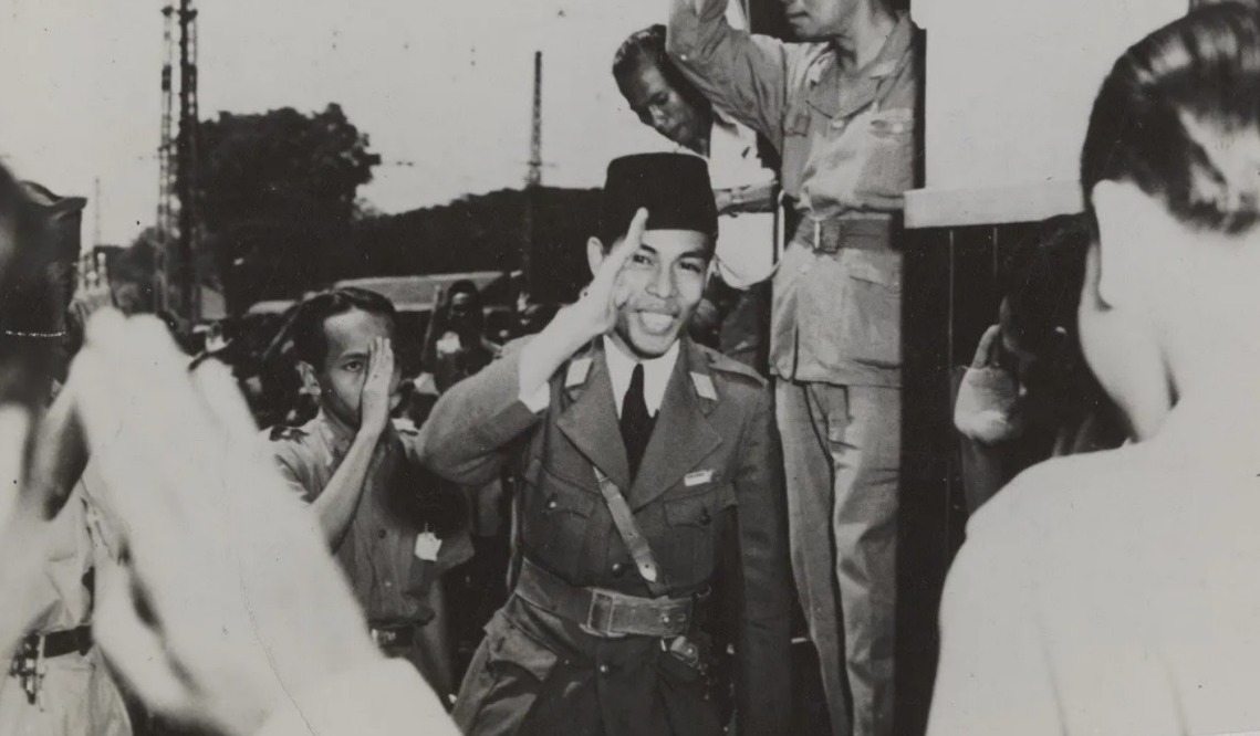 12 November 1945: Sudirman terpilih sebagai Panglima Perang RI 12 November 1945: Sudirman terpilih sebagai Panglima Perang RI
