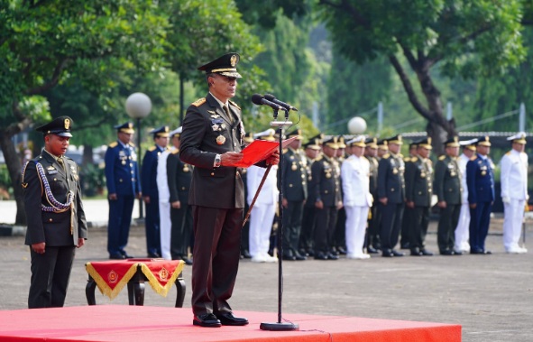 Mabes TNI gelar upacara peringatan Hari Pahlawan Tahun 2024  