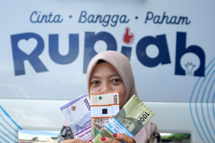 Rupiah Selasa turun 62 poin menjadi Rp15.752 per dolar AS Rupiah Selasa turun 62 poin menjadi Rp15.752 per dolar AS