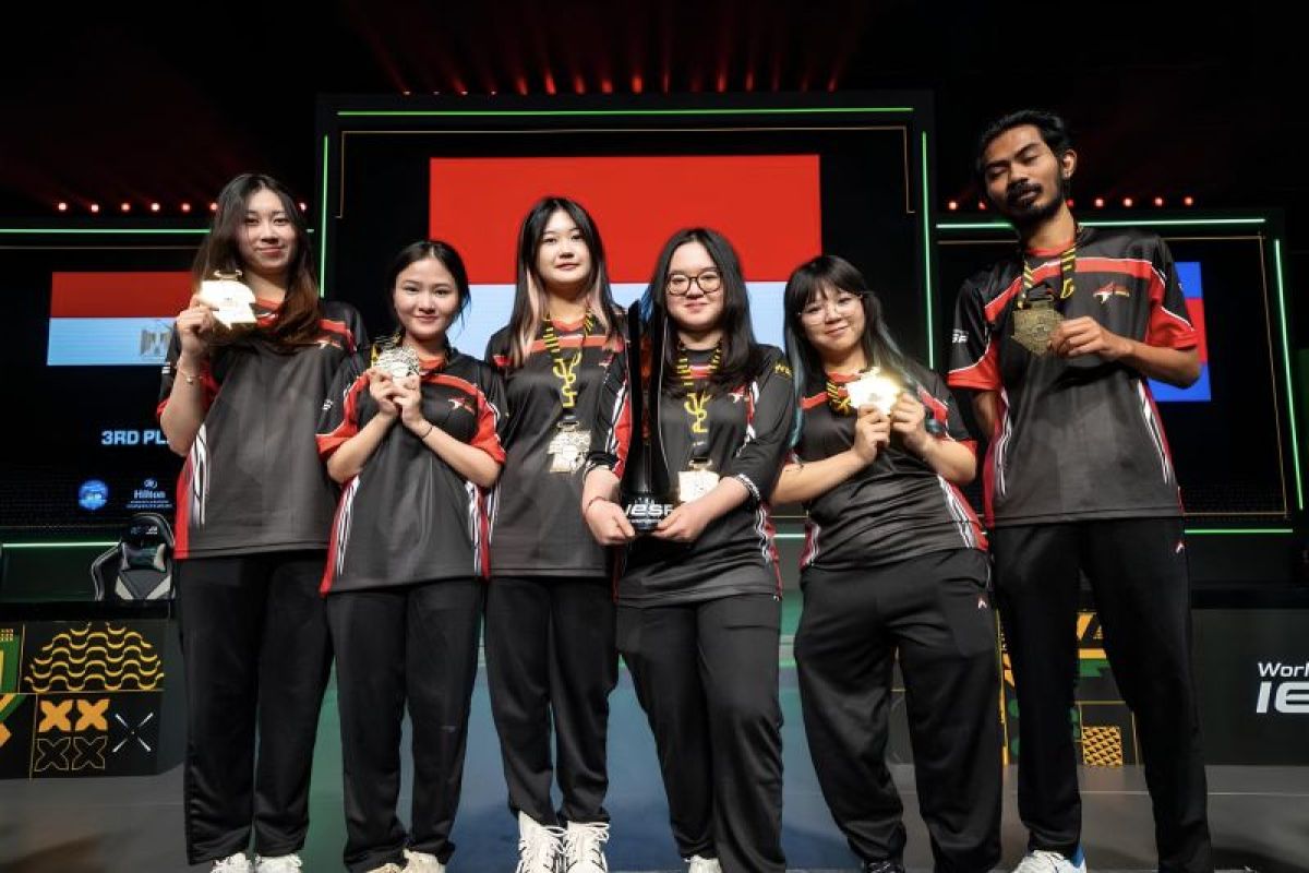 Timnas MLBB putri Indonesia rebut emas kejuaraan dunia IESF 2024 Timnas MLBB putri Indonesia rebut emas kejuaraan dunia IESF 2024