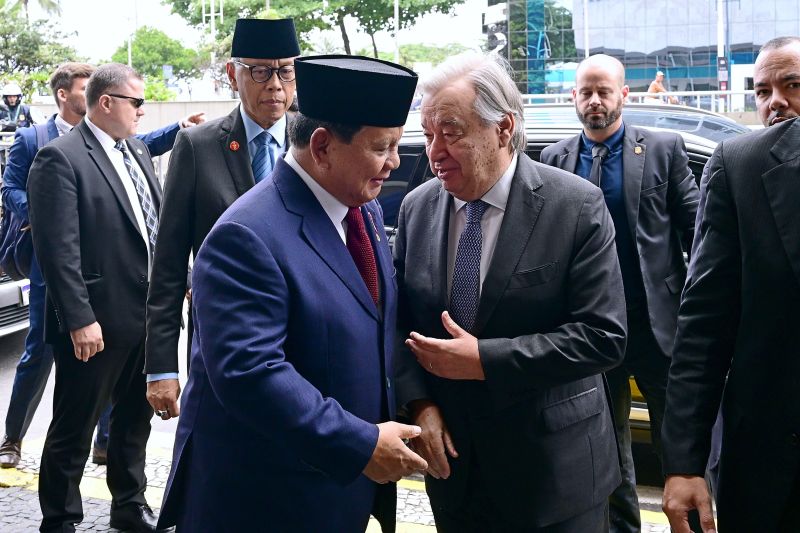 Presiden optimistis bisa tarik investasi dalam kunjungan ke Inggris Presiden optimistis bisa tarik investasi dalam kunjungan ke Inggris