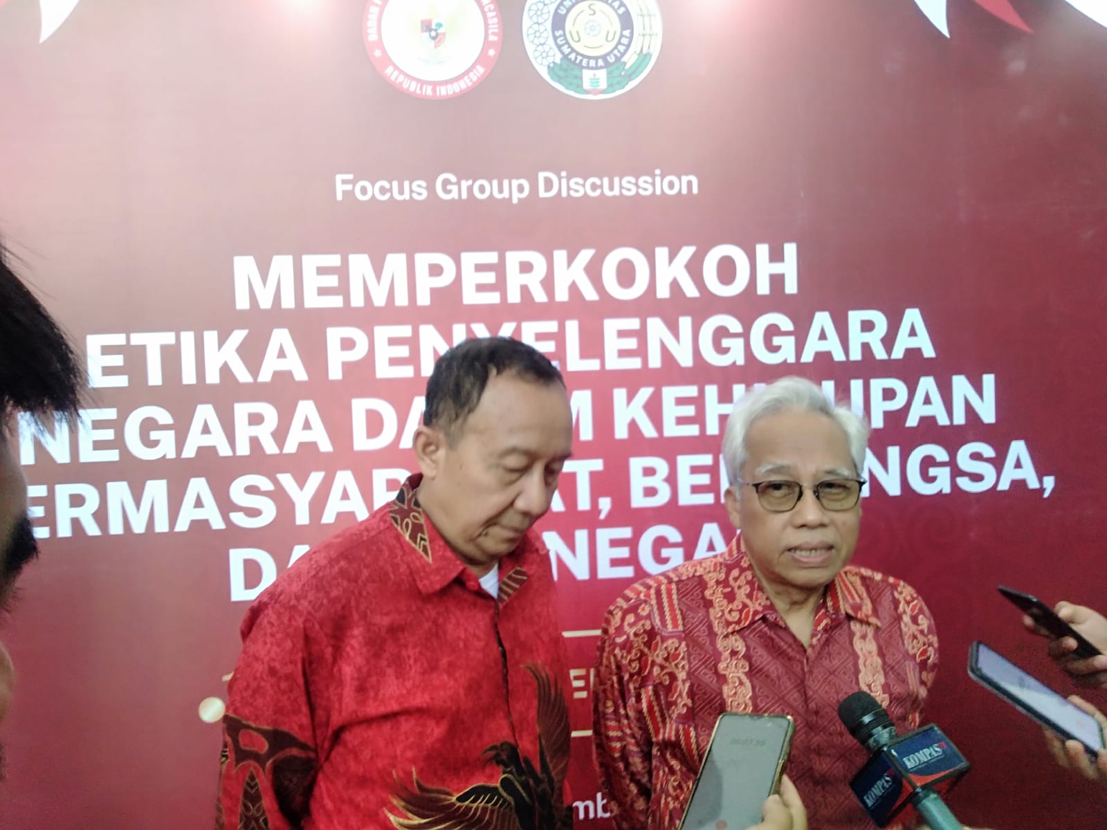 BPIP gandeng USU gelar FGD untuk perkokoh Etika Penyelenggara Negara BPIP gandeng USU gelar FGD untuk perkokoh Etika Penyelenggara Negara