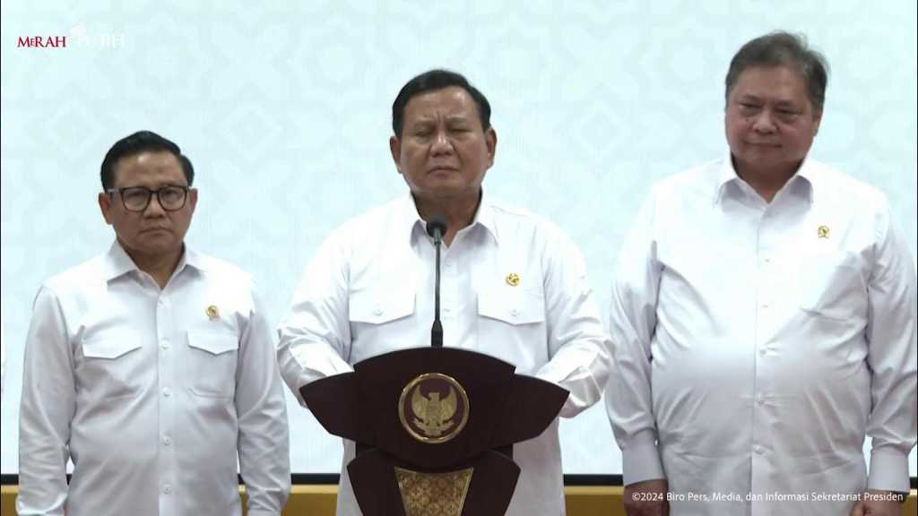 Prabowo umumkan kenaikan upah minimum nasional 6,5 persen Prabowo umumkan kenaikan upah minimum nasional 6,5 persen