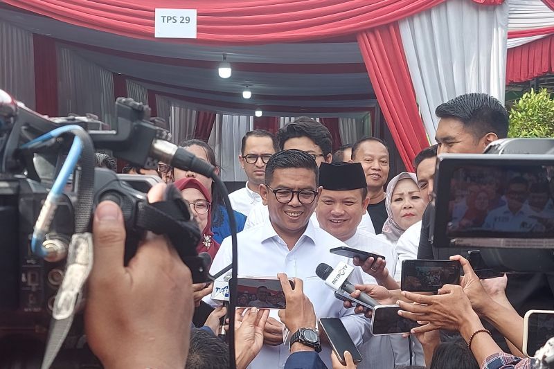 Cagub Banten Andra Soni mengaku optimis hasil perolehan suara Cagub Banten Andra Soni mengaku optimis hasil perolehan suara