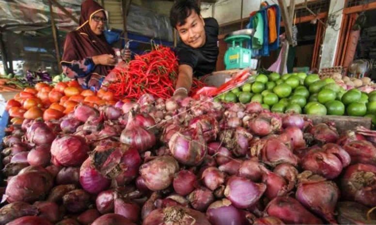 Harga pangan pada Kamis fluktuatif, bawang merah jadi Rp38.910 per kg Harga pangan pada Kamis fluktuatif, bawang merah jadi Rp38.910 per kg