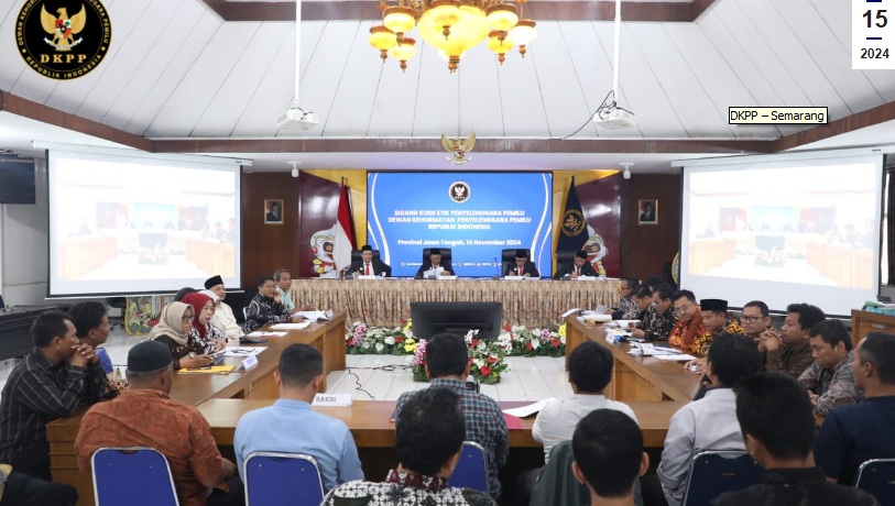 KPU dan Bawaslu Brebes diduga tak profesional, begini sidang DKPP dan reaksi warga KPU dan Bawaslu Brebes diduga tak profesional, begini sidang DKPP dan reaksi warga