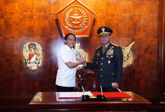 TNI dan Kemenhut jalin kerja sama jaga kelestarian hutan Indonesia TNI dan Kemenhut jalin kerja sama jaga kelestarian hutan Indonesia