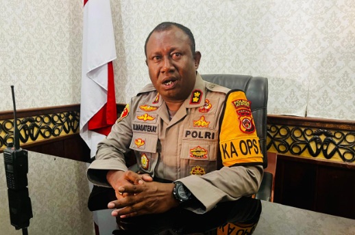 Hindari konflik, Polres Jayapura imbau masyarakat tak rusak baliho Paslon  Hindari konflik, Polres Jayapura imbau masyarakat tak rusak baliho Paslon Â