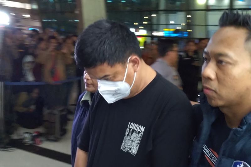 Bareskrim Polri pulangkan DPO kasus judi online W88 dari Filipina Bareskrim Polri pulangkan DPO kasus judi online W88 dari Filipina