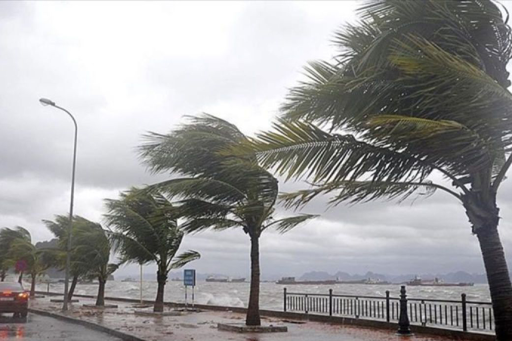 Topan Man-yi ganggu operasi penerbangan di Filipina Topan Man-yi ganggu operasi penerbangan di Filipina