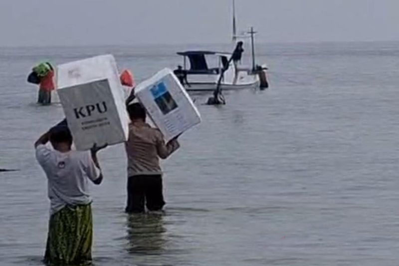 Polres Sumenep pastikan logistik sampai dengan selamat ke kepulauan