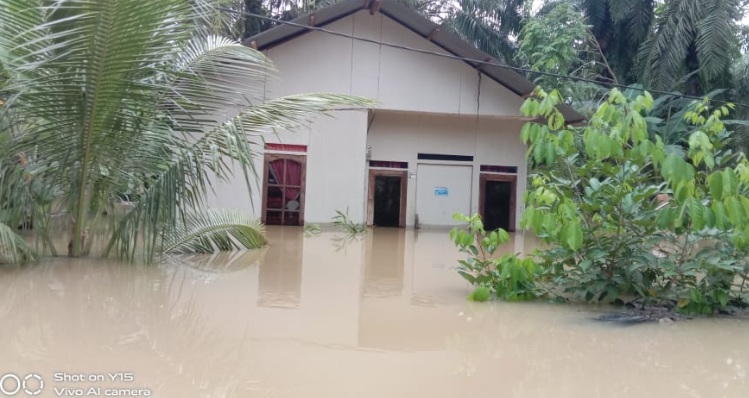 Curah hujan tinggi, ribuan rumah di Kabupaten Langkat tergenang banjir Curah hujan tinggi, ribuan rumah di Kabupaten Langkat tergenang banjir