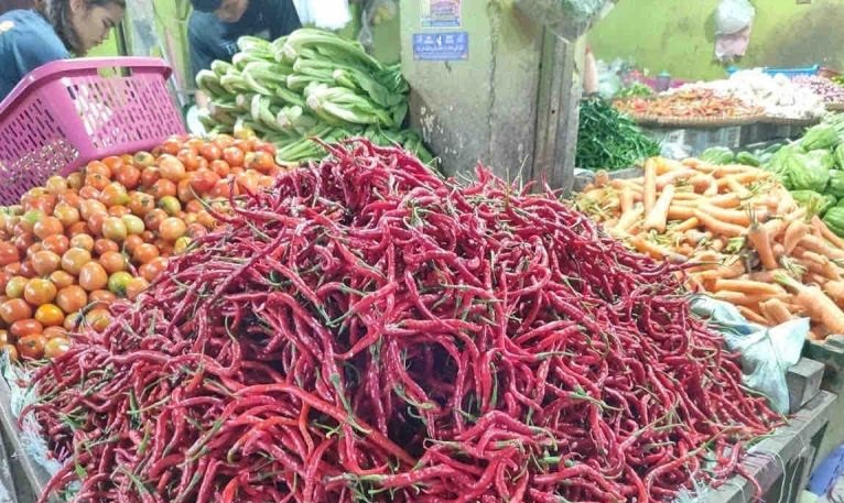 Harga pangan, cabai keriting turun Rp3.250 jadi Rp25.980 per kg Harga pangan, cabai keriting turun Rp3.250 jadi Rp25.980 per kg