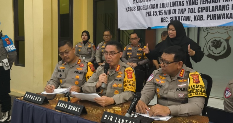 Polda Jabar tetapkan sopir truk trailer tersangka tabrakan beruntun Tol Cipularang Polda Jabar tetapkan sopir truk trailer tersangka tabrakan beruntun Tol Cipularang