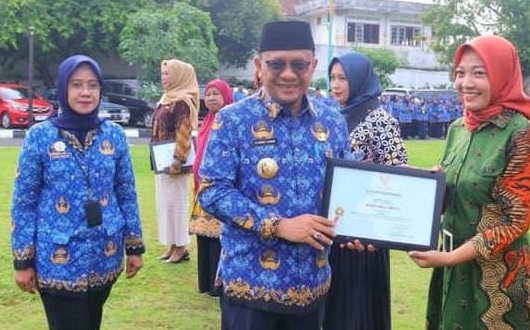 Peringati HKN, Pemkab Kudus beri penghargaan sekolah bebas nyamuk Peringati HKN, Pemkab Kudus beri penghargaan sekolah bebas nyamuk