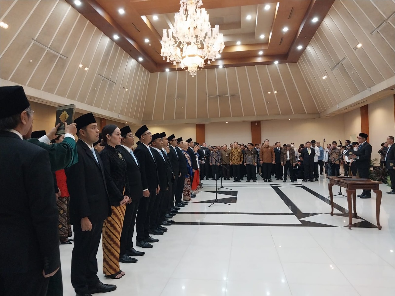 Hasan Nasbi bicara soal Presidential Communication Office