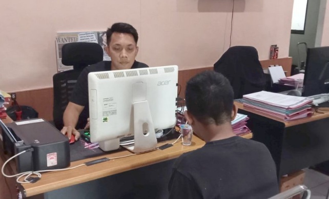 Seorang ayah di Mataram laporkan anak jual kasur buat bayar utang Seorang ayah di Mataram laporkan anak jual kasur buat bayar utang