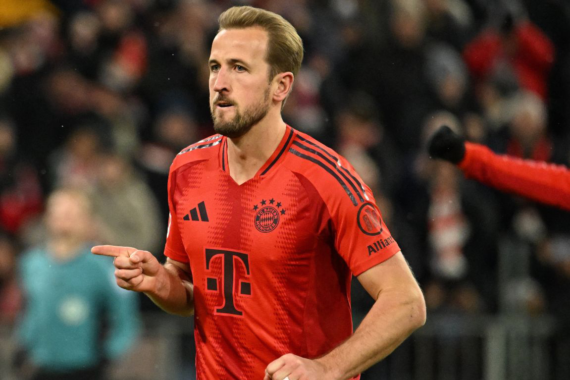 Hat-trick Harry Kane antar Bayern Muenchen hancurkan Augsburg 3-0 Hat-trick Harry Kane antar Bayern Muenchen hancurkan Augsburg 3-0
