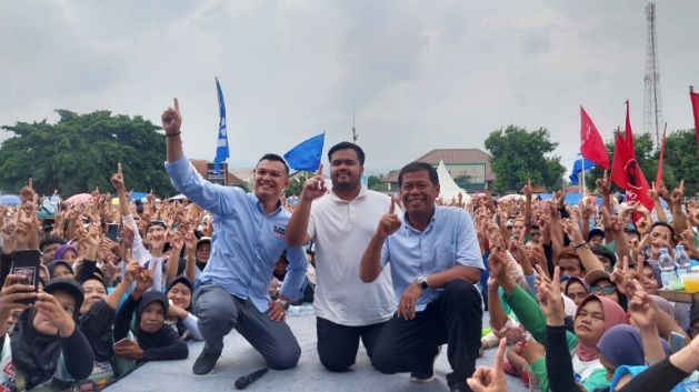 Roadshow pesta rakyat di Majalengka, nama putra Maruarar Sirait mulai dikenal Roadshow pesta rakyat di Majalengka, nama putra Maruarar Sirait mulai dikenalÂ