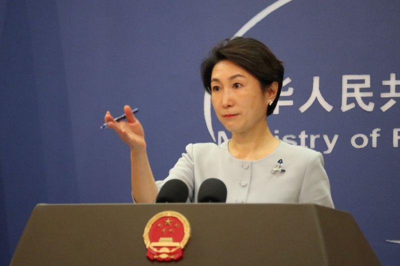 Tiga warga China yang ditahan di Amerika Serikat kembali ke Tiongkok Tiga warga China yang ditahan di Amerika Serikat kembali ke Tiongkok