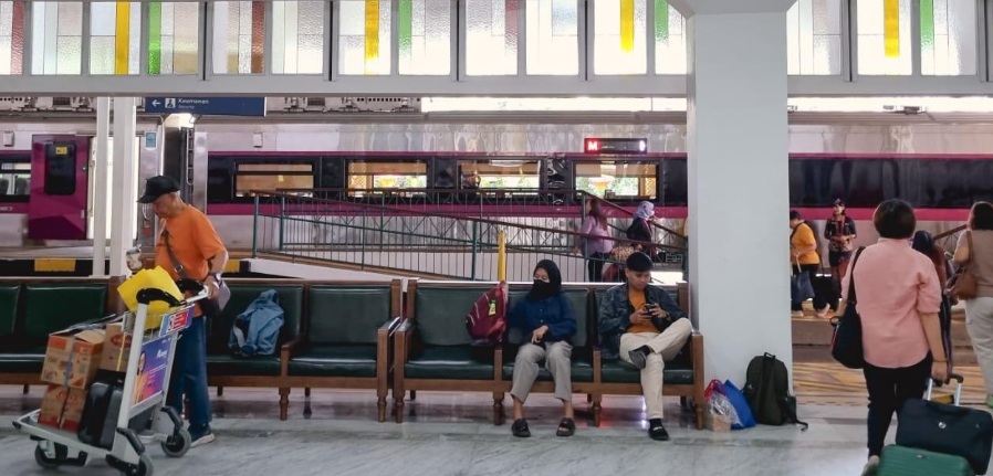 Buruan! Tiket KA libur Natal 2024 dan Tahun Baru 2025 sudah bisa dipesan
