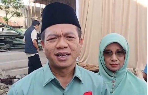 Unggul sementara, Dadang Supriatna ingatkan pendukung tak euforia berlebihan