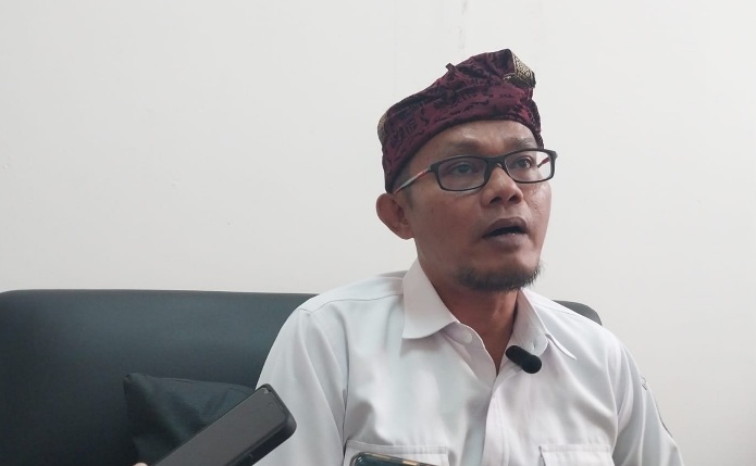Bawaslu Kota Bekasi patroli masa tenang, bersihkan APK dan awasi money politic Bawaslu Kota Bekasi patroli masa tenang, bersihkan APK dan awasi money politic
