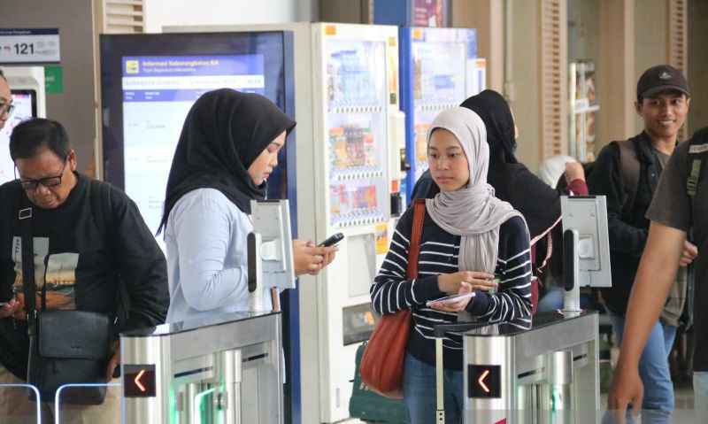 Daop Surabaya: 48.000 tiket terpesan untuk Natal-Tahun Baru 2024/2025 Daop Surabaya: 48.000 tiket terpesan untuk Natal-Tahun Baru 2024/2025