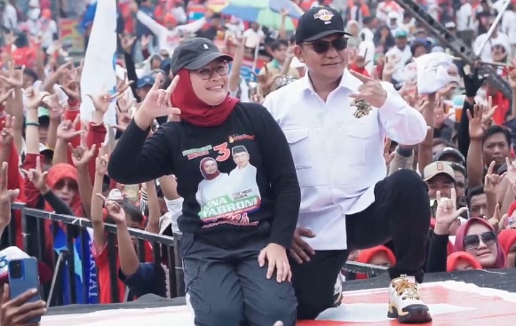 Pecah! Puluhan ribu pendukung hadiri kampanye akbar Nina-Tobroni Pecah! Puluhan ribu pendukung hadiri kampanye akbar Nina-Tobroni