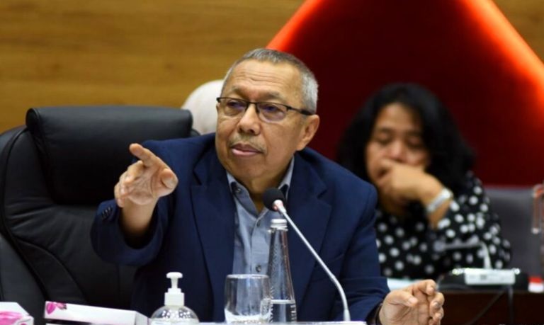 Komisi X DPR serius perjuangkan kenaikan gaji dosen Komisi X DPR serius perjuangkan kenaikan gaji dosen