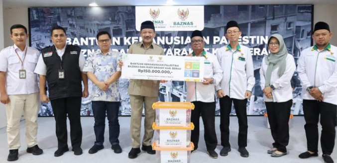 BAZNAS Berau salurkan infak kemanusiaan Palestina Rp150 juta melalui BAZNAS RI BAZNAS Berau salurkan infak kemanusiaan Palestina Rp150 juta melalui BAZNAS RI