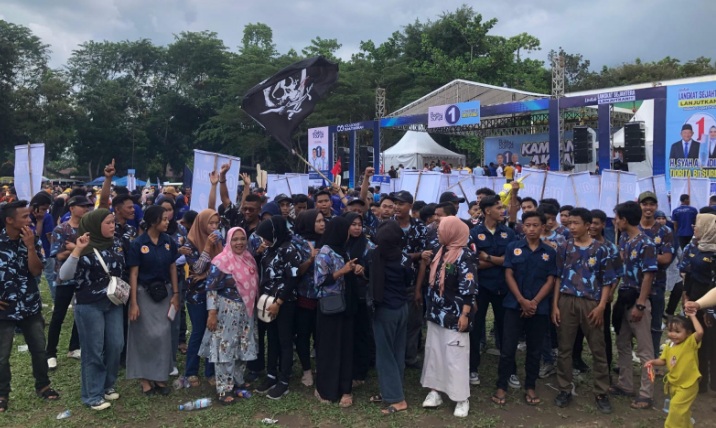 Ribuan massa dan AMPI Langkat ramaikan kampanye paslon Satria Ribuan massa dan AMPI Langkat ramaikan kampanye paslon Satria